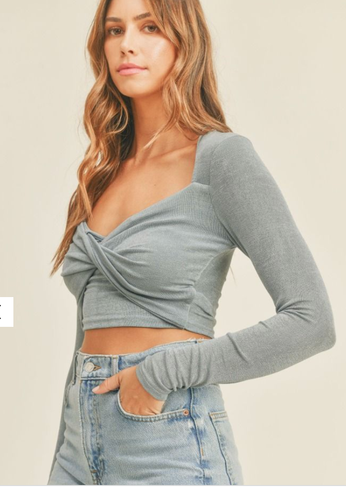 MAGGIE TOP